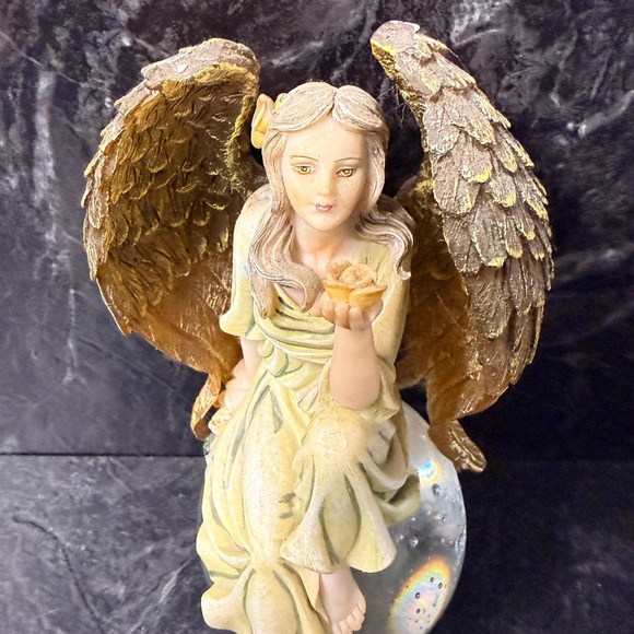 Angel/Fairy Figurine on Glass Ball - Picture 2 of 13